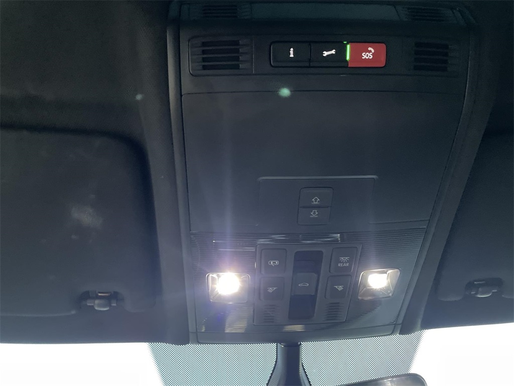 2021 Volkswagen Tiguan SE R-Line Black photo 18