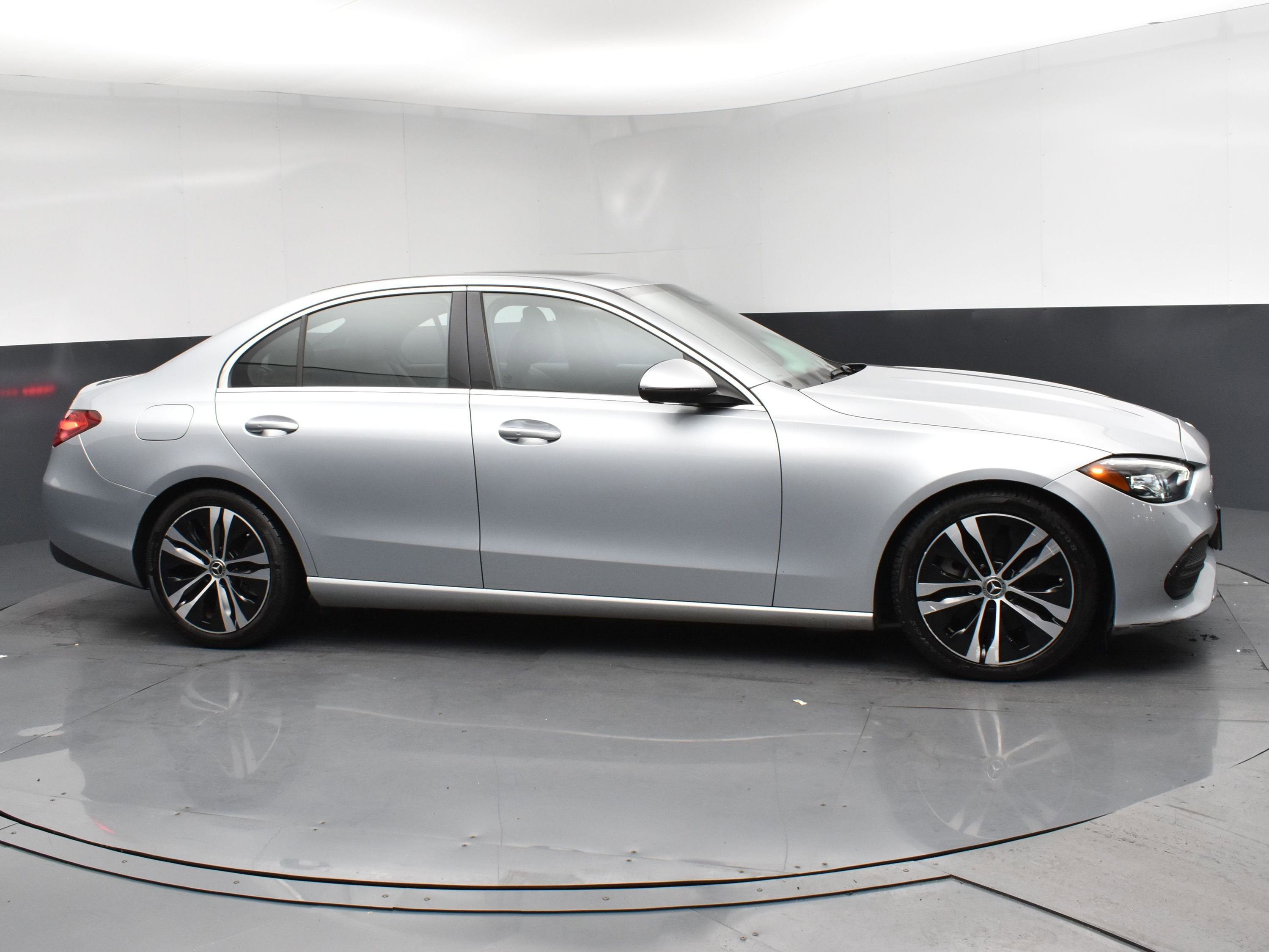 2022 Mercedes Benz C 300 4MATIC photo 4