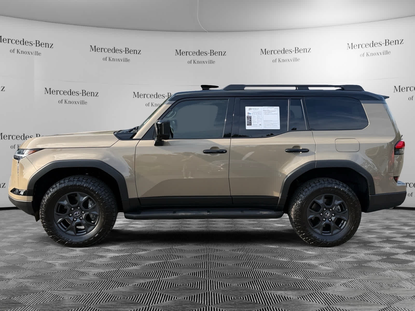 2024 Lexus GX 550 Overtrail photo 2