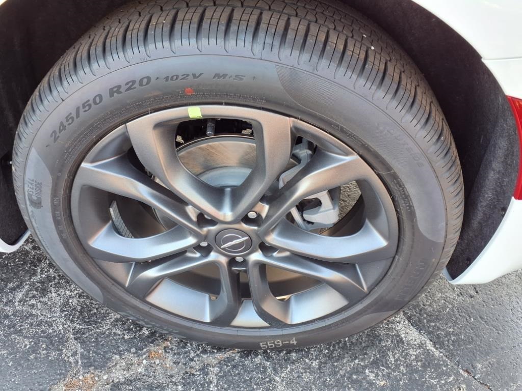 2026 Chrysler Pacifica photo 5