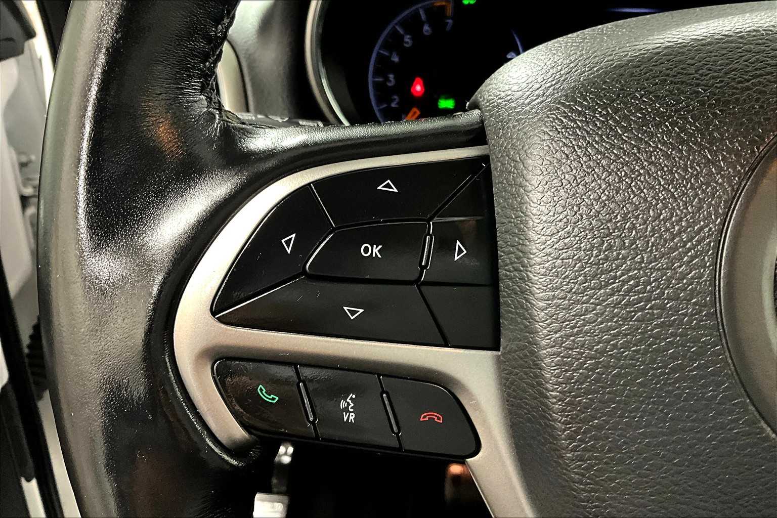 2020 Jeep Grand Cherokee Limited photo 19