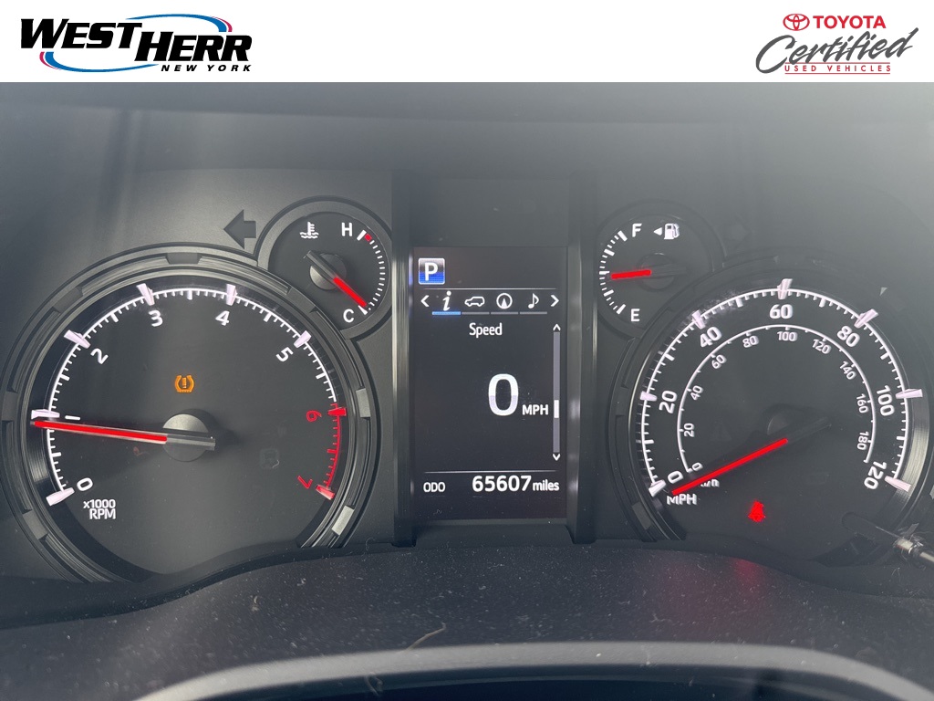 2021 Toyota 4Runner SR5 Premium photo 3