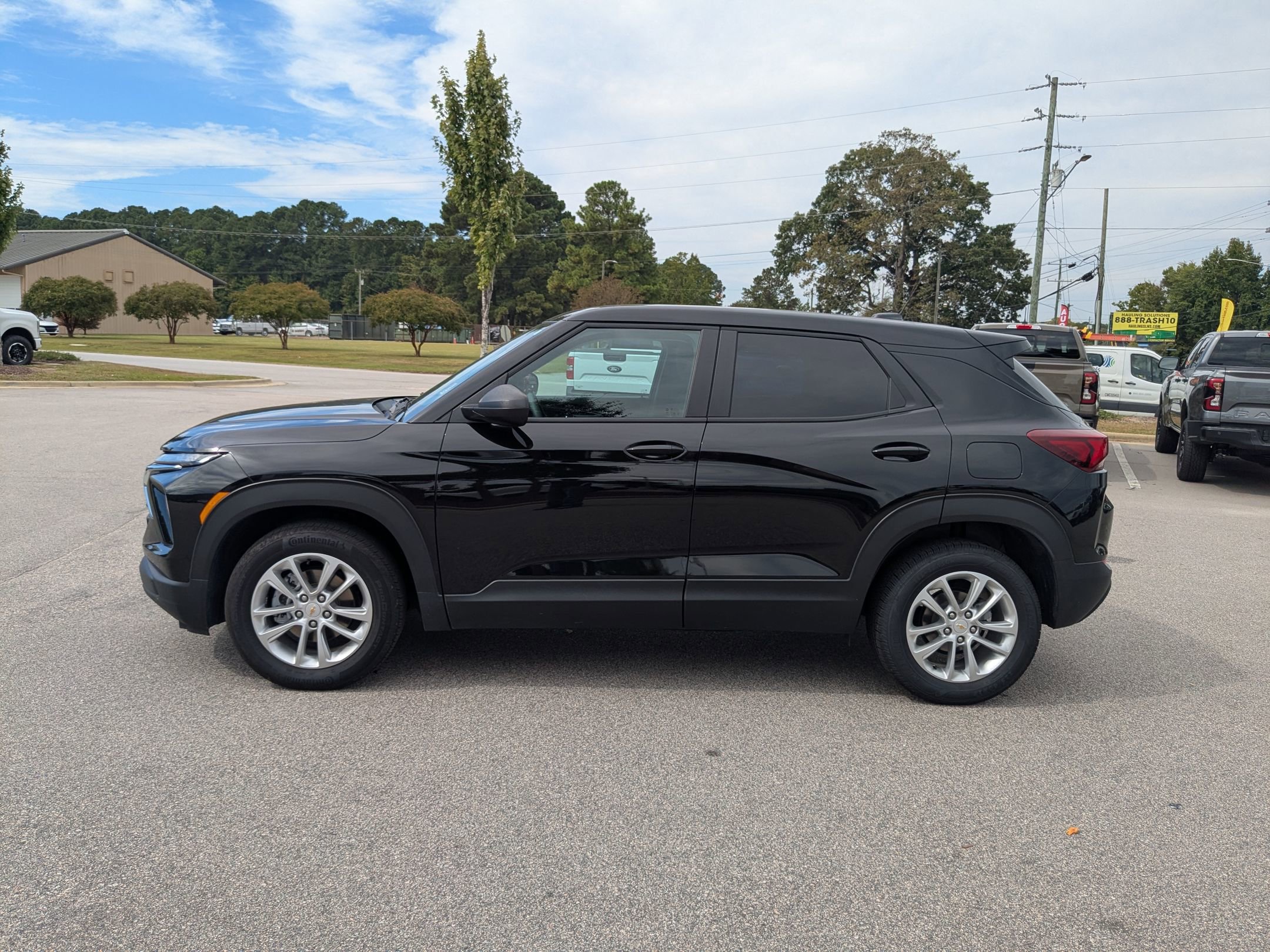 2024 Chevrolet Trailblazer LS photo 10