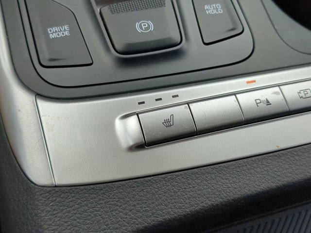 2025 Kia Carnival LXS photo 23