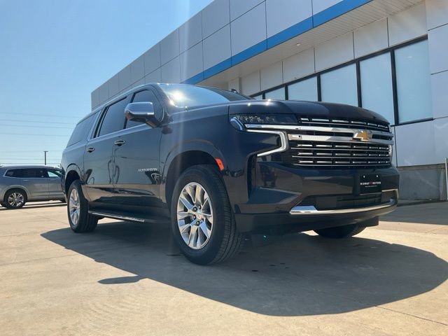 2023 Chevrolet Suburban Premier photo 8