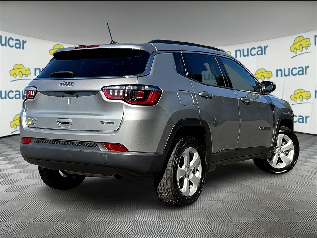 2022 Jeep Compass Latitude photo 6