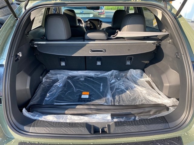2025 Subaru Crosstrek Limited photo 14