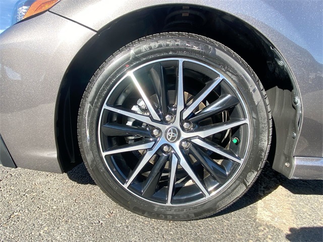 2023 Toyota Camry SE photo 2