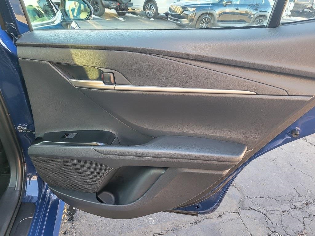 2025 TOYOTA CAMRY - Image 19