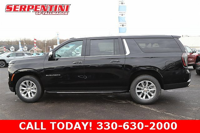 2025 Chevrolet Suburban Premier photo 2