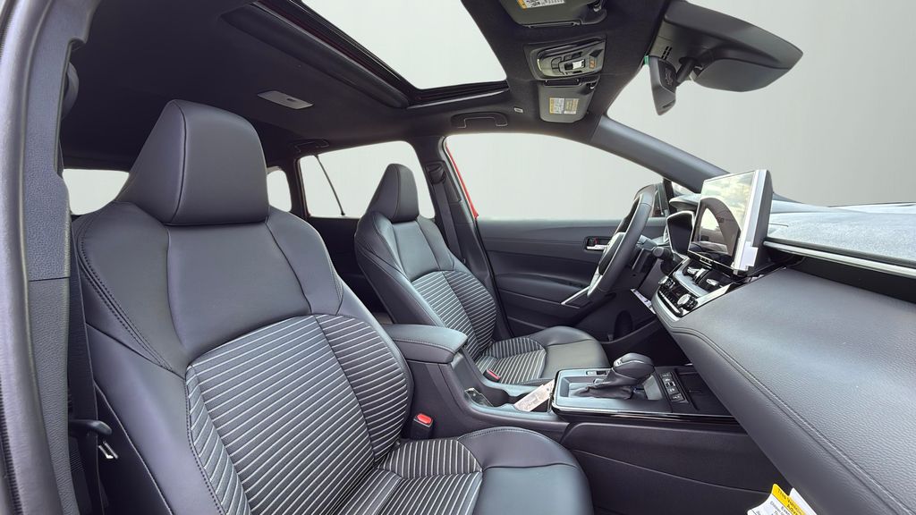 2026 Toyota Corolla Cross Hybrid XSE photo 13
