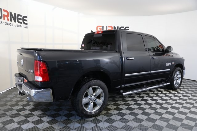 2016 Ram 1500 Big Horn photo 3