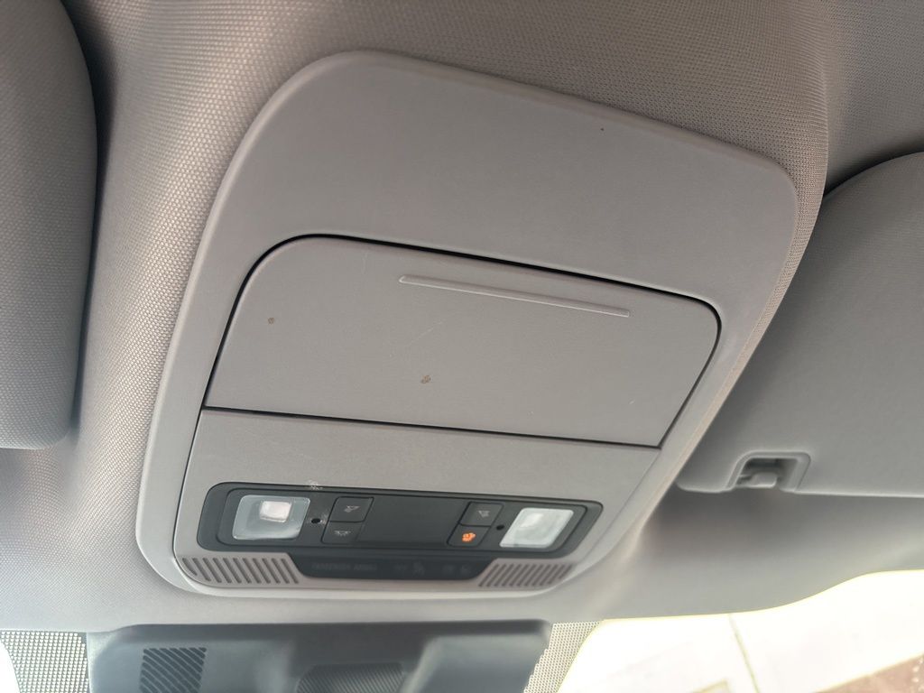 Used 2022 Black Ford XLT image 32