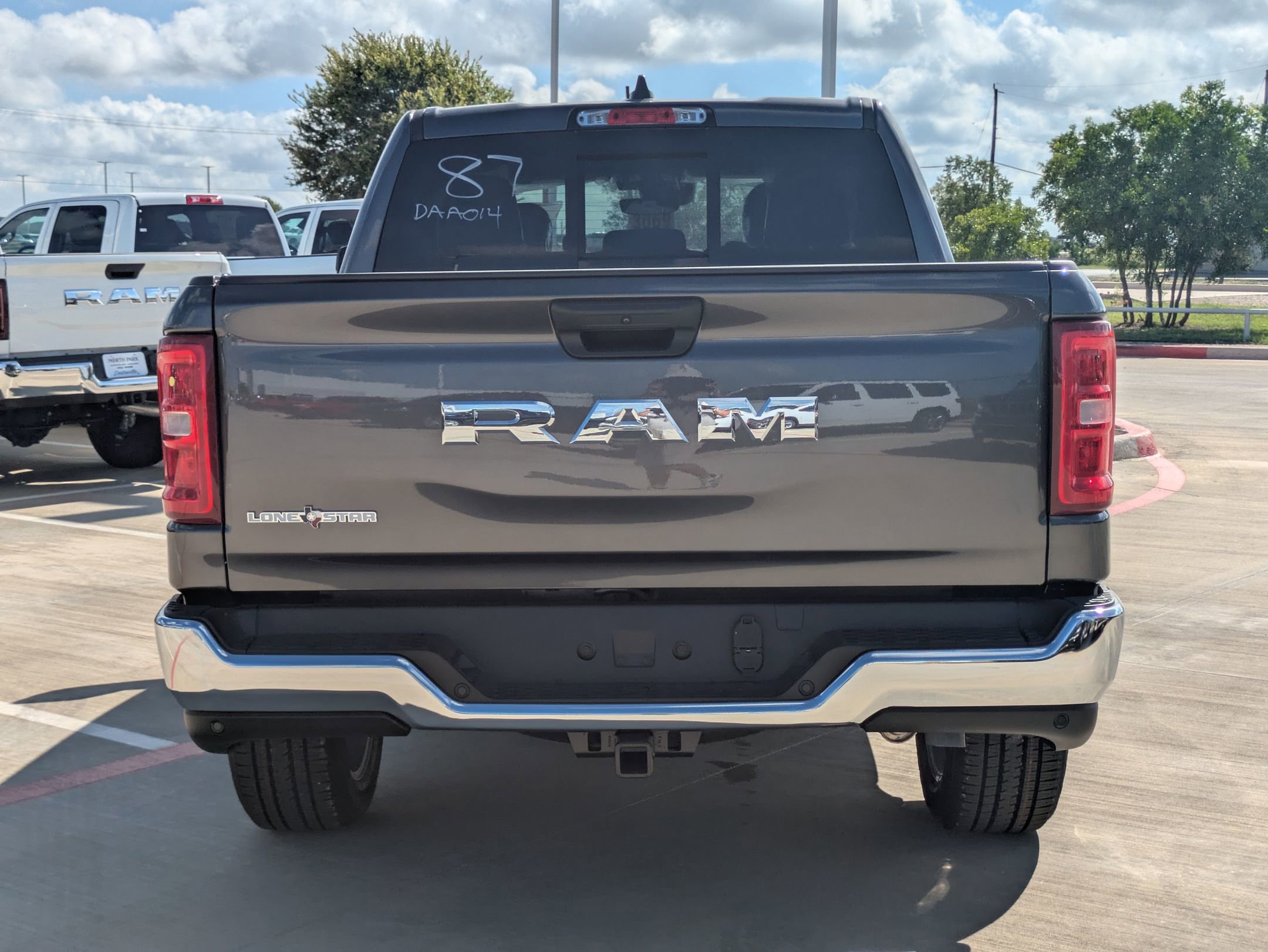 2025 Ram 1500 Big Horn Lone Star photo 4