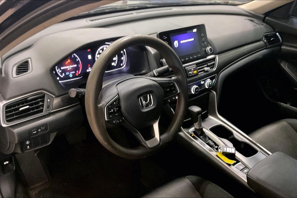 2020 Honda Accord LX photo 9