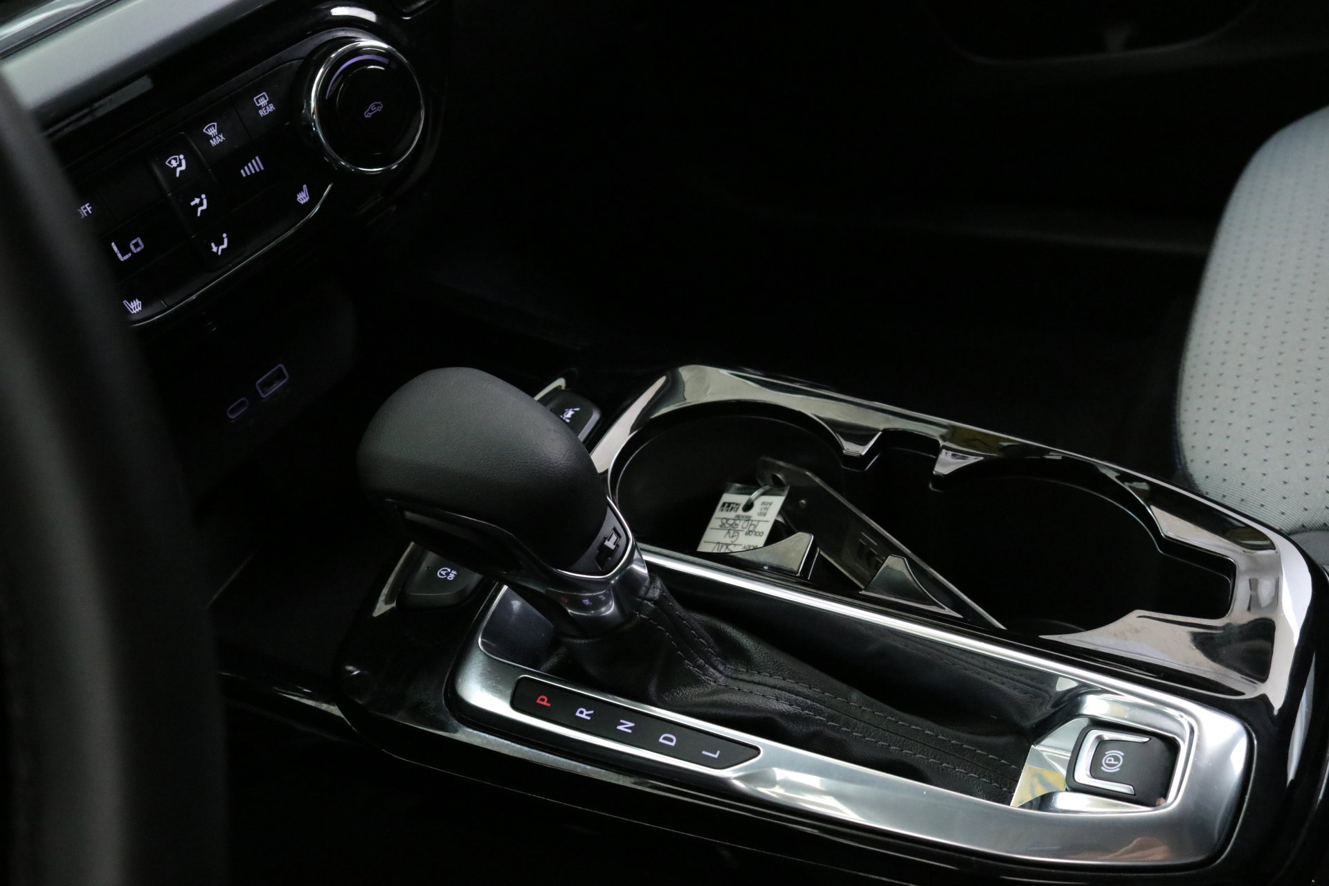 2025 Chevrolet Trax LT photo 17