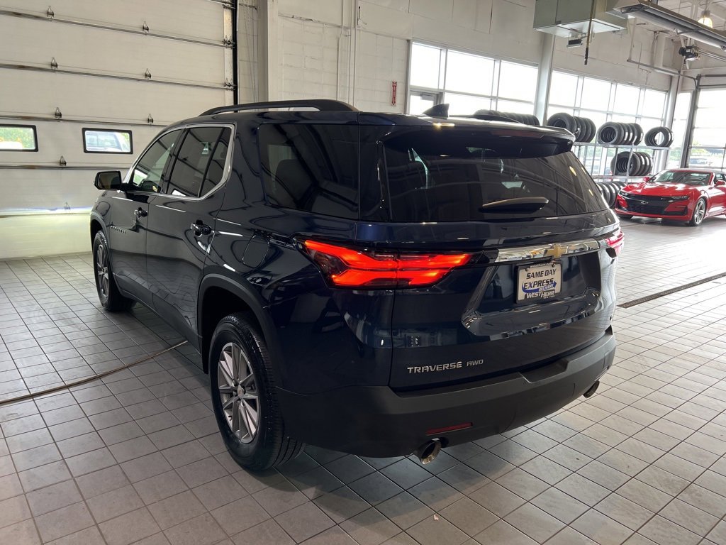 2023 Chevrolet Traverse Cloth 1LT photo 6
