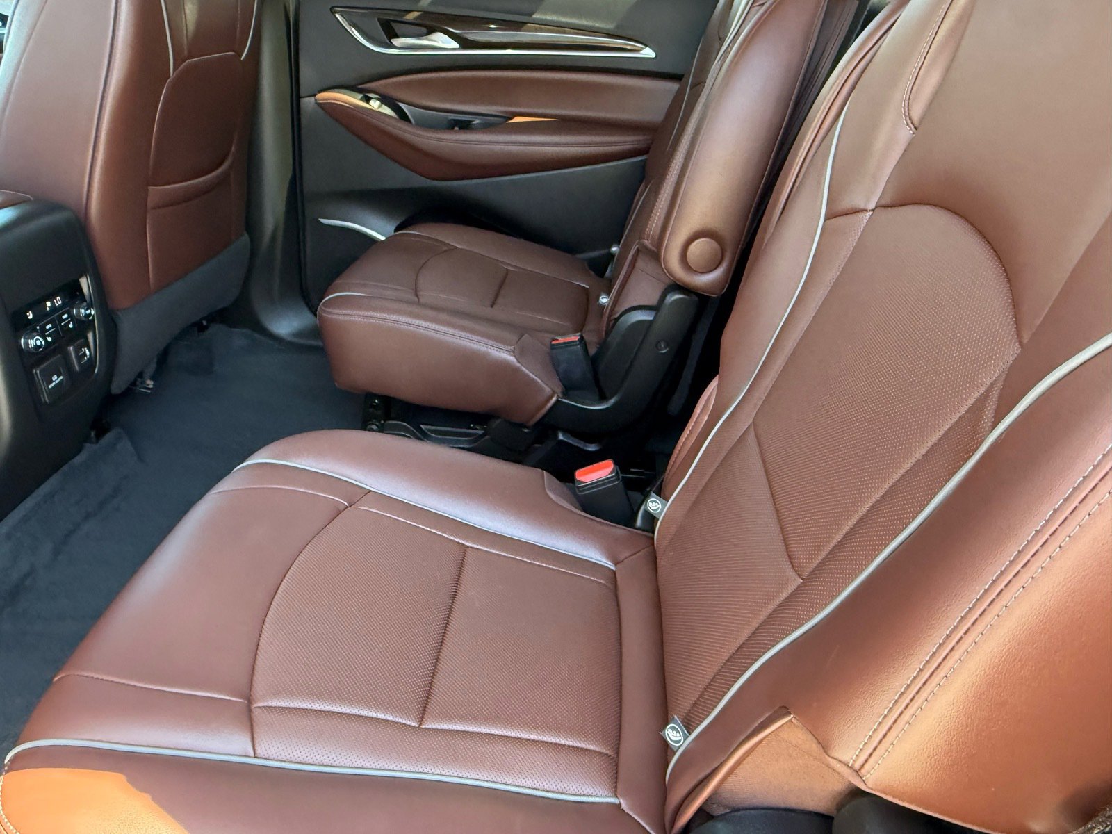 2021 Buick Enclave Avenir photo 14