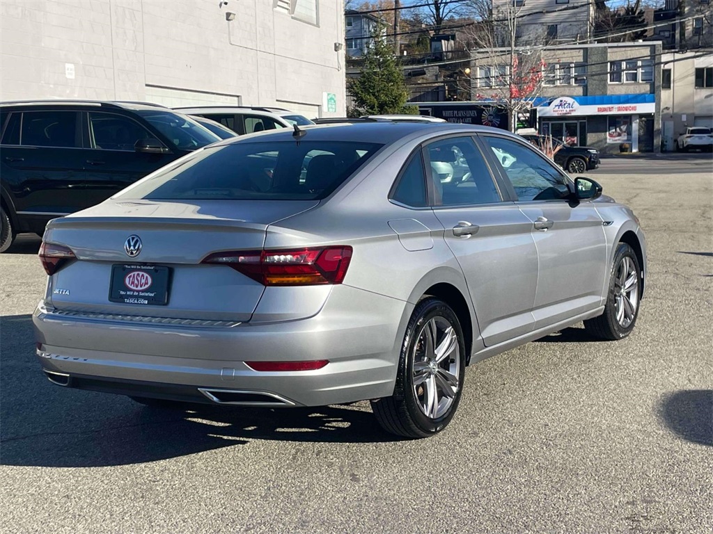 2019 Volkswagen Jetta R-Line photo 4
