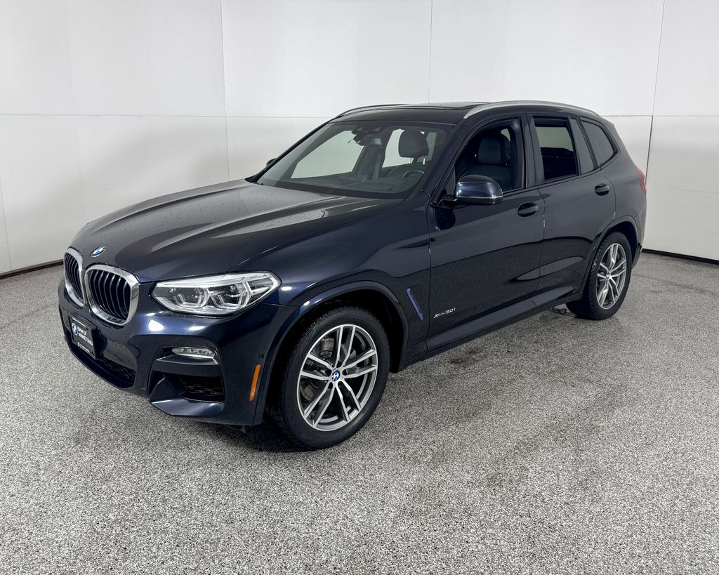 2018 BMW X3 xDrive30i's photo