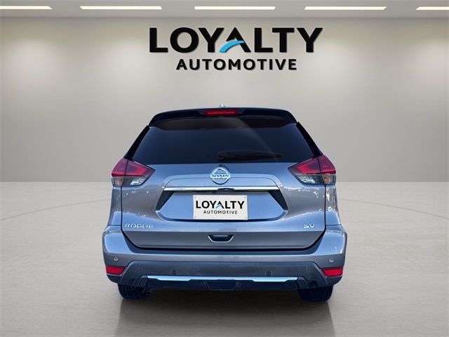 2020 Nissan Rogue SV photo 4