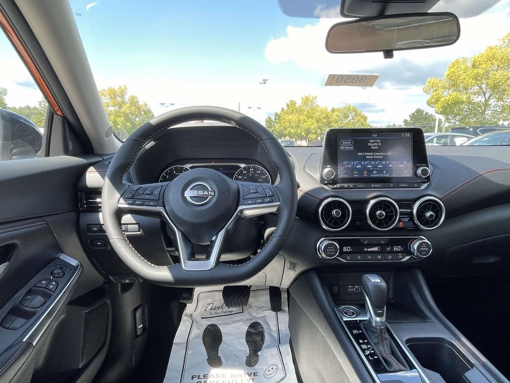 2025 Nissan Sentra SR photo 13