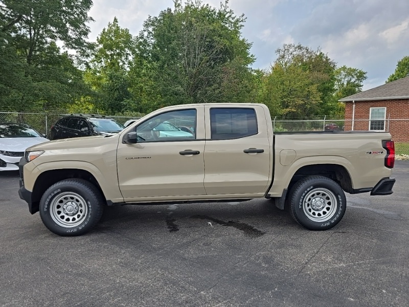 2023 Chevrolet Colorado Work Truck photo 4