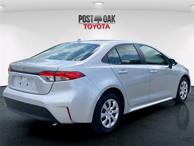 2024 Toyota Corolla LE photo 7