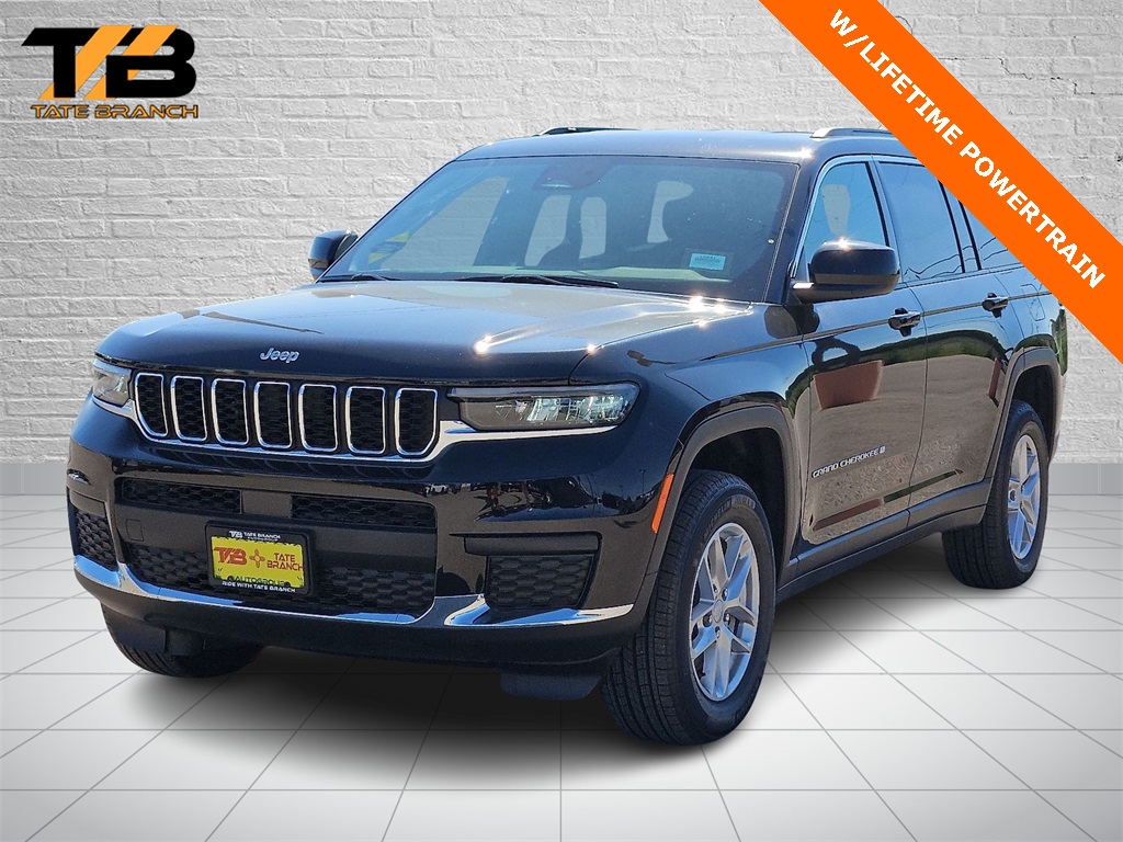 2025 Jeep Grand Cherokee L Laredo's photo