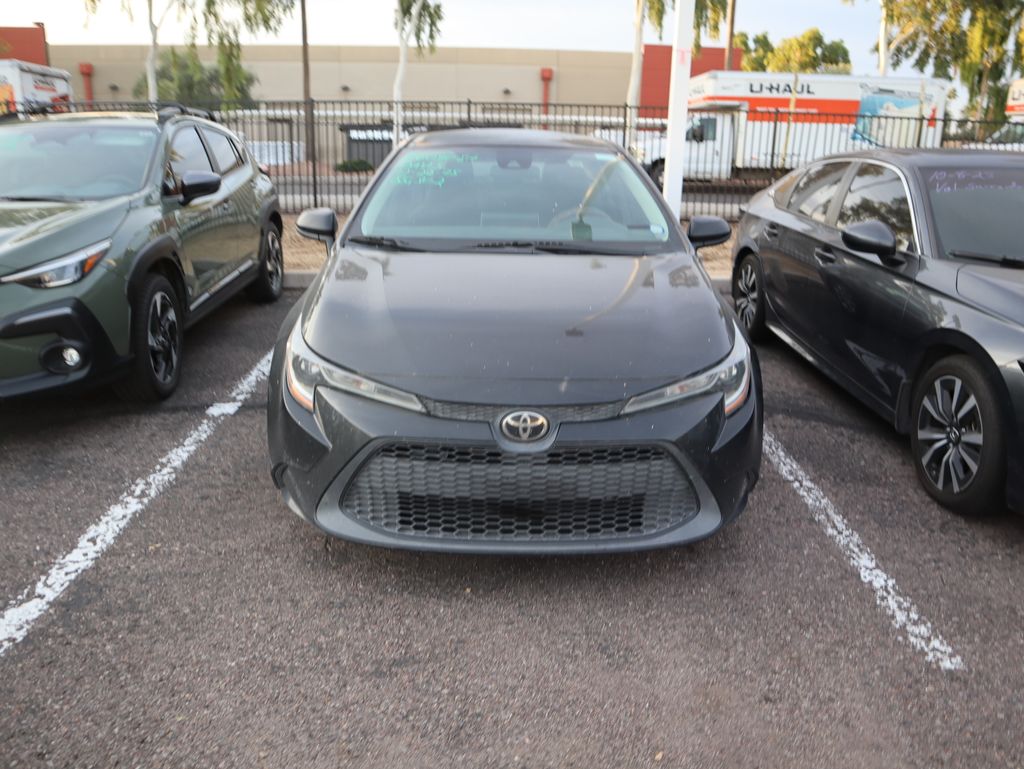 Used 2020 Toyota Corolla LE with VIN 5YFEPRAE9LP104433 for sale in Northfield, Minnesota