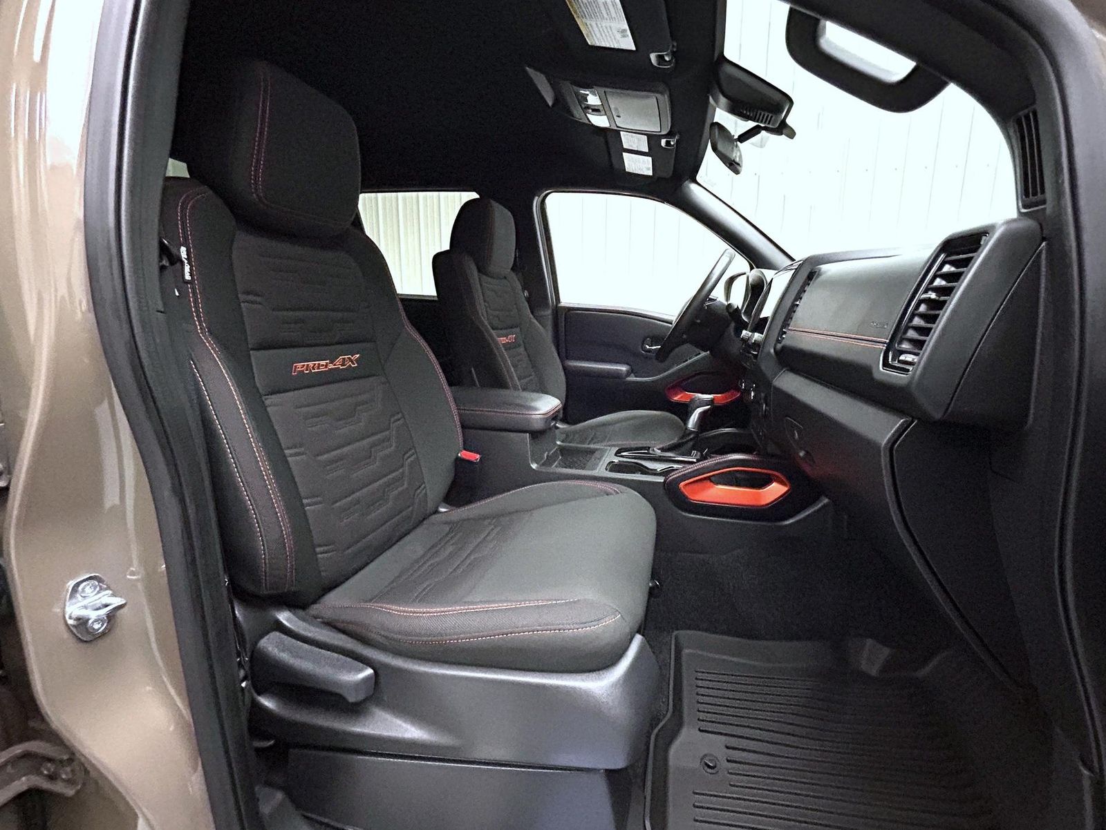 2023 Nissan Frontier PRO-4X photo 15