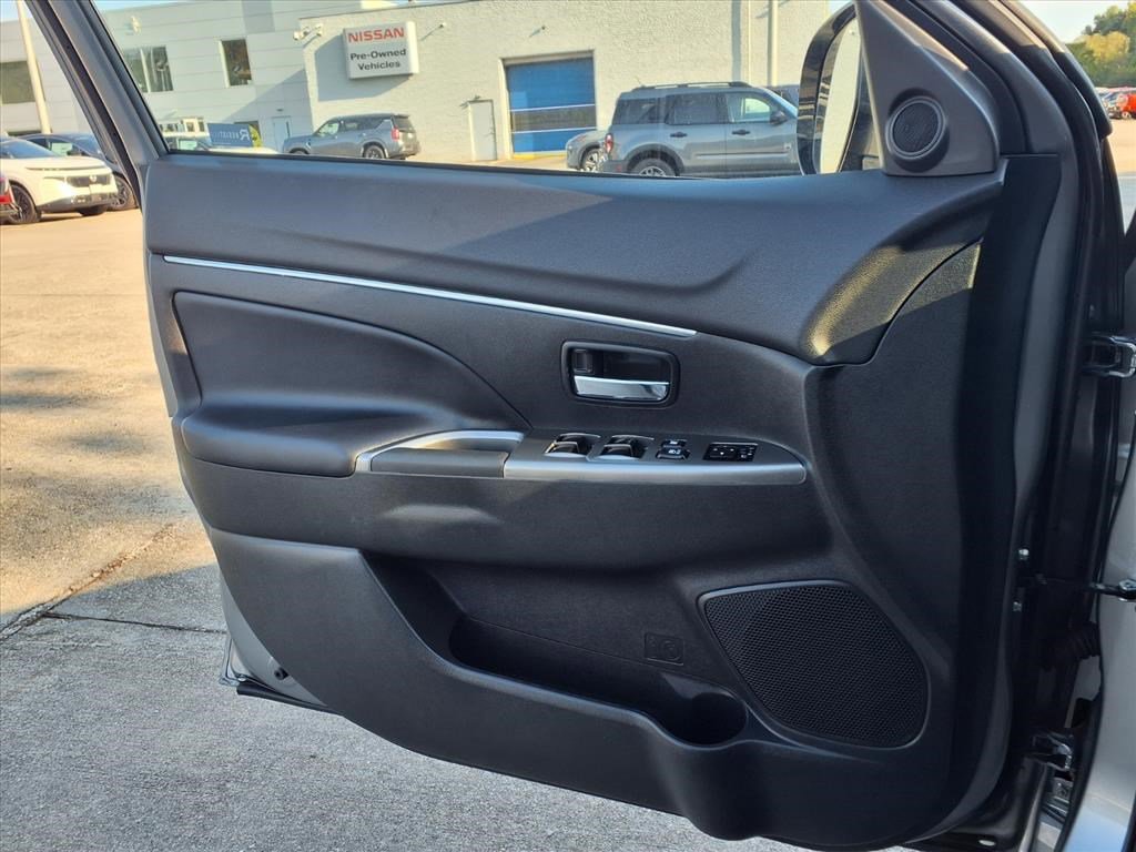 2024 Mitsubishi Outlander Sport SE photo 10
