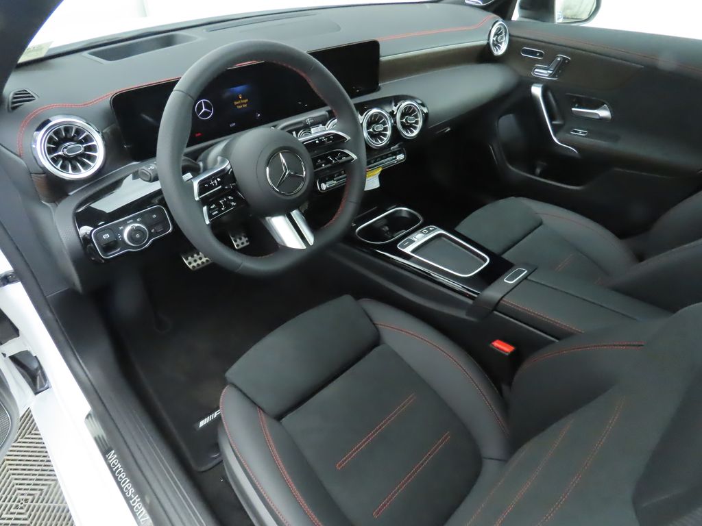 2026 Mercedes Benz CLA 250 4MATIC photo 10