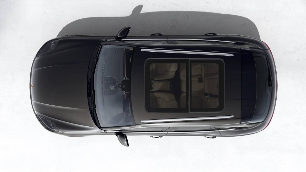 2026 Porsche Macan Base photo 5