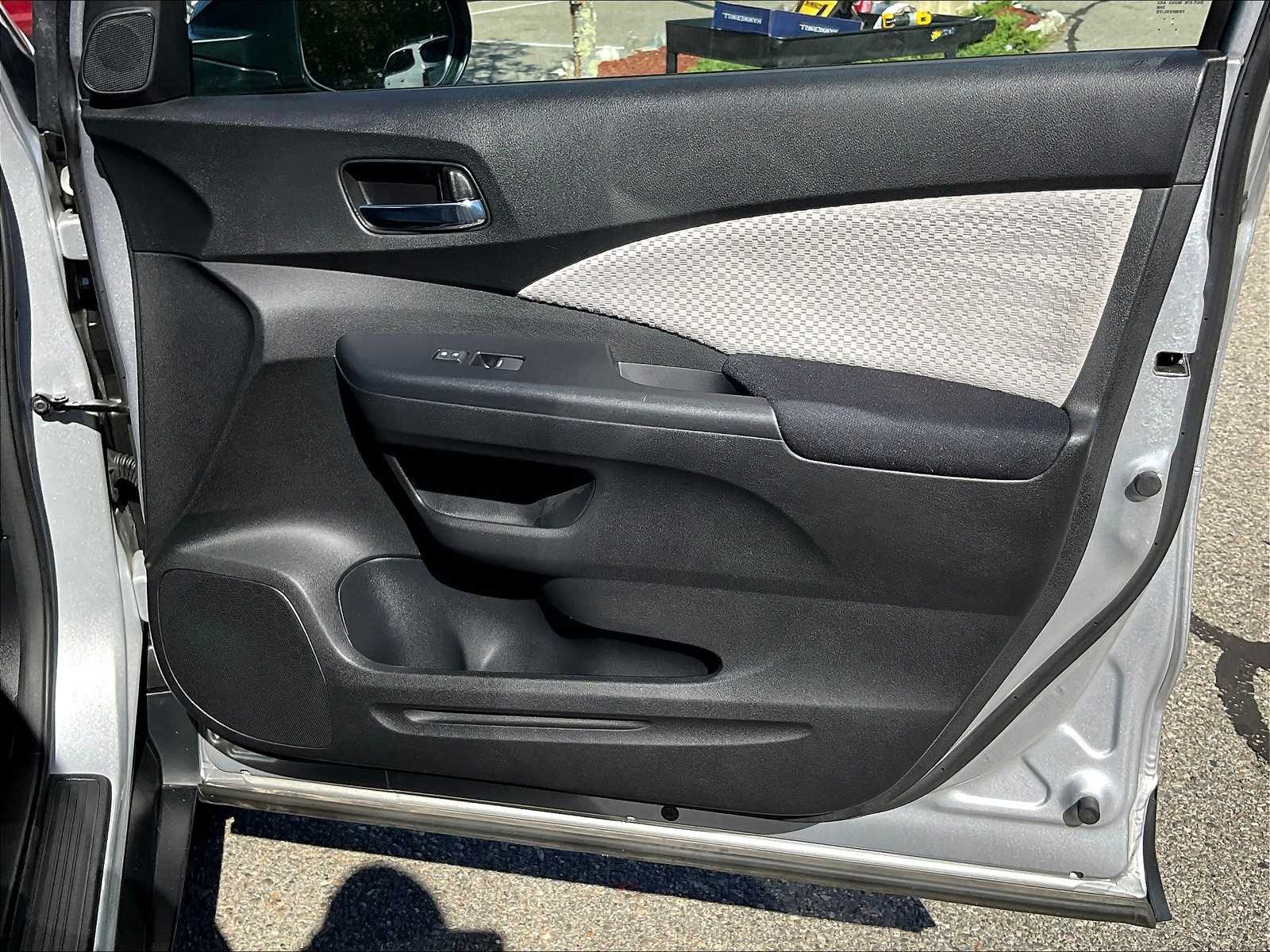 2016 Honda CR-V EX photo 19