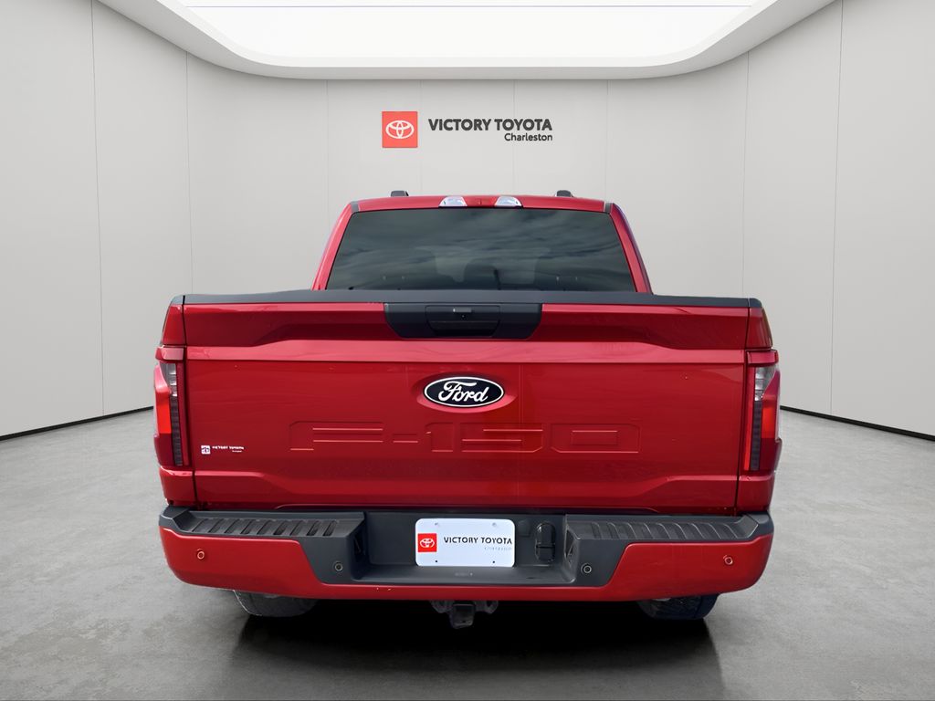 2025 Ford F-150 XLT photo 4