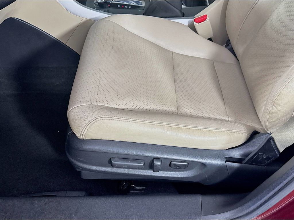 2013 Honda Accord Touring photo 23