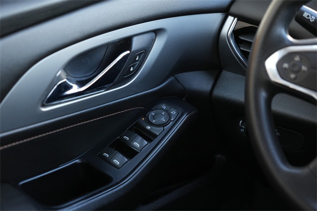 2019 Chevrolet Traverse LS photo 17