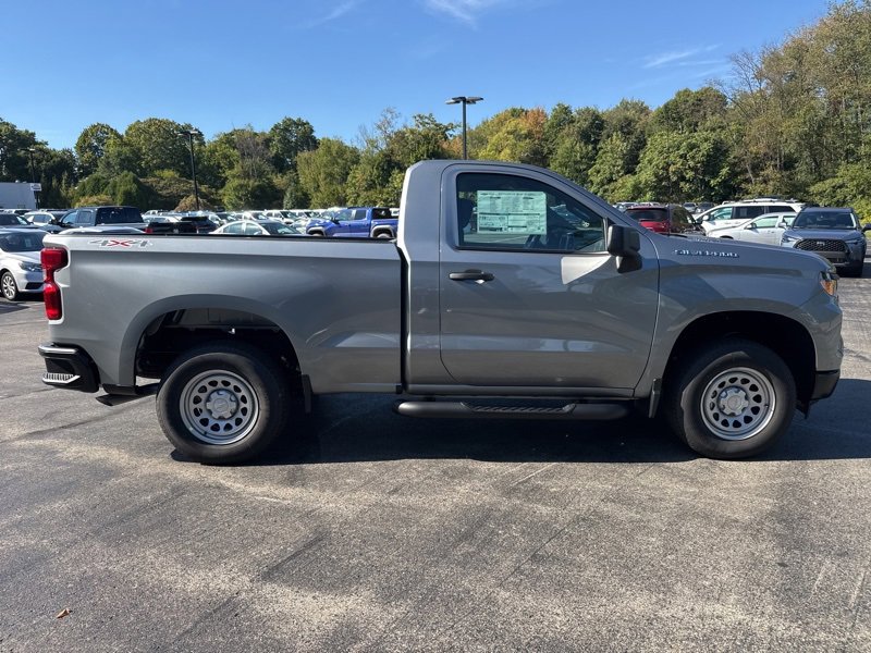 2026 Chevrolet Silverado 1500 photo 2