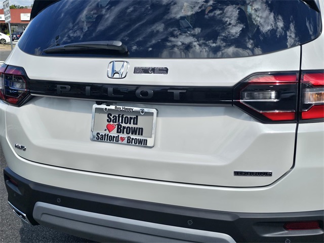 2025 Honda Pilot Touring photo 6