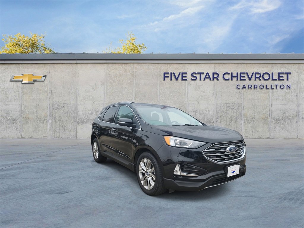 2019 Ford Edge Titanium's photo