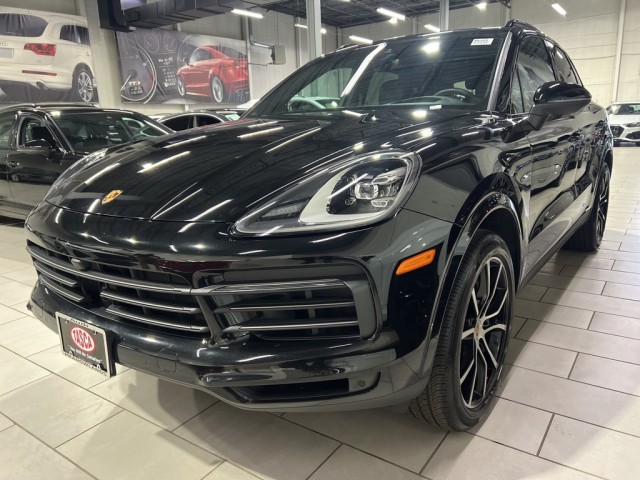 2023 Porsche Cayenne Platinum Edition