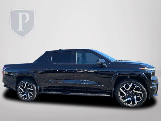 2024 Chevrolet Silverado EV RST photo 8