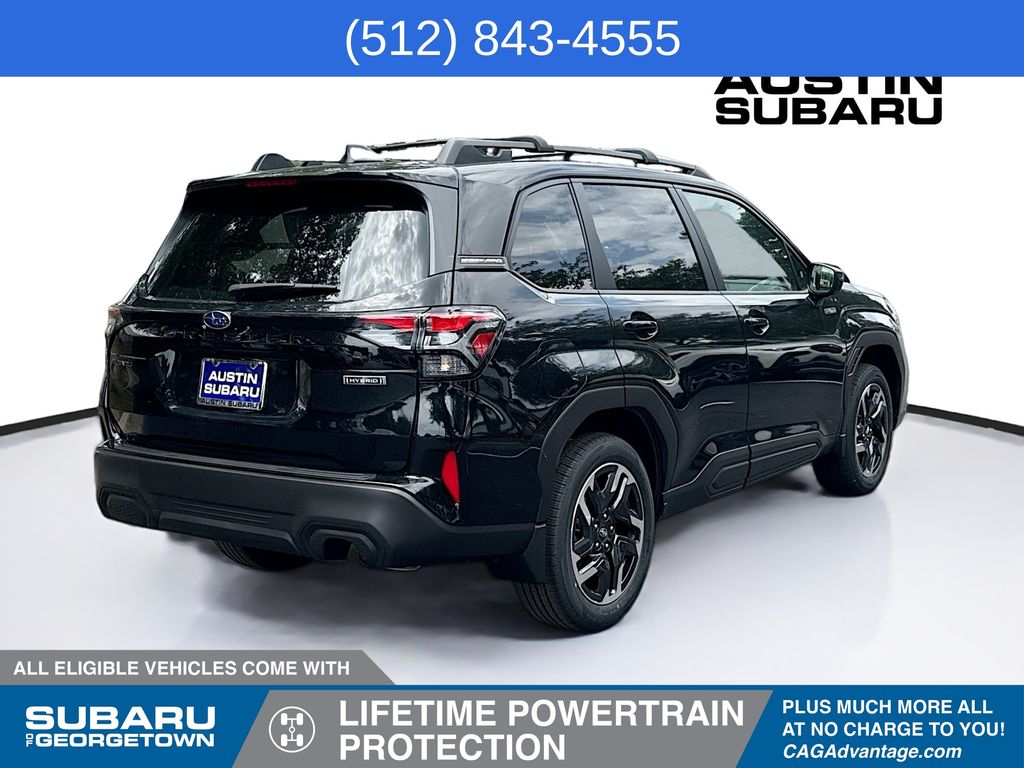 2025 Subaru Forester Premium photo 6