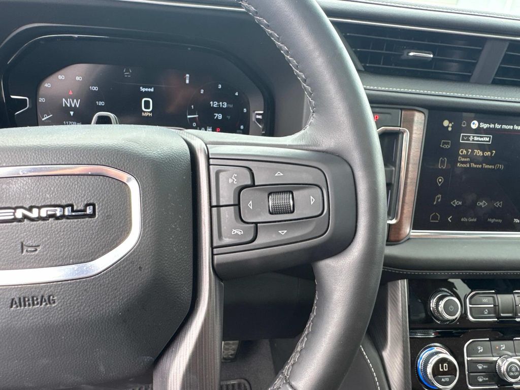 2024 Gmc Yukon Denali Ultimate photo 17