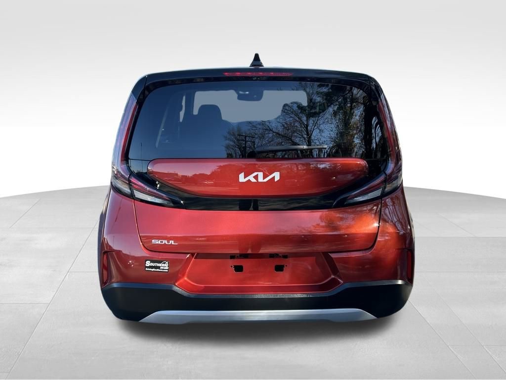 2023 Kia Soul LX photo 4