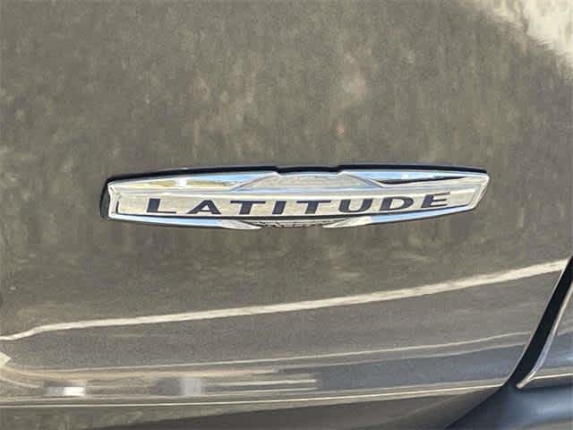 2019 Jeep Cherokee Latitude photo 10
