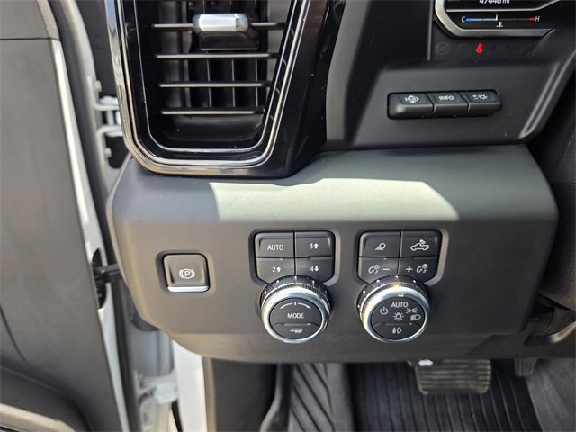 2024 Gmc Sierra 2500 HD AT4 photo 22