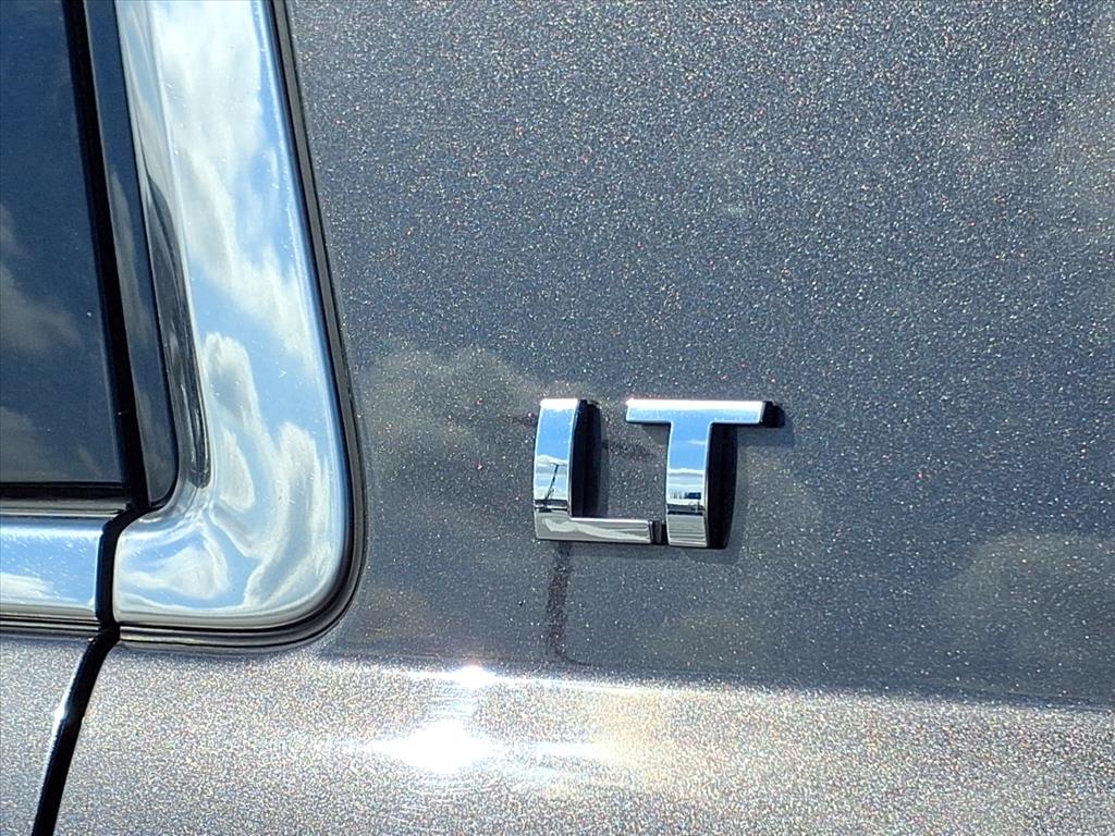 2018 Chevrolet Tahoe LT photo 33