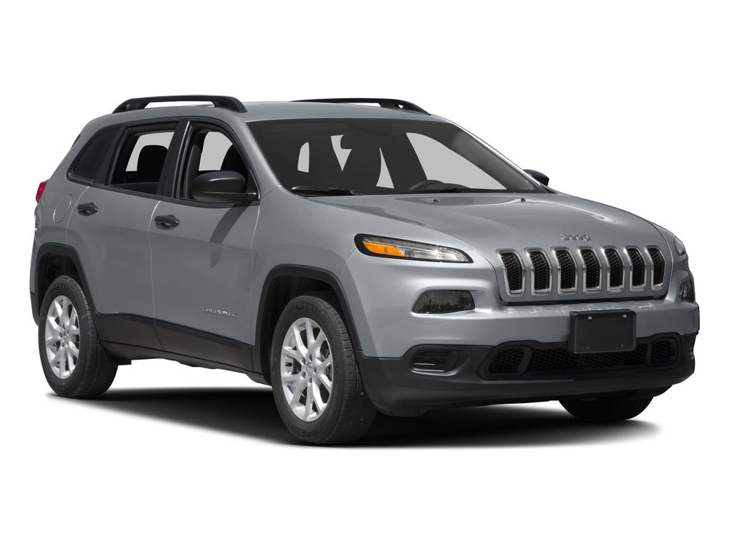 2016 Jeep Cherokee Sport photo 5
